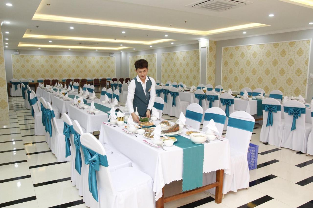 Khách Sạn Hoa Ban Trắng Son La Esterno foto