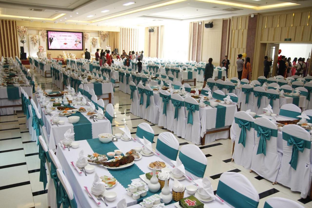 Khách Sạn Hoa Ban Trắng Son La Esterno foto