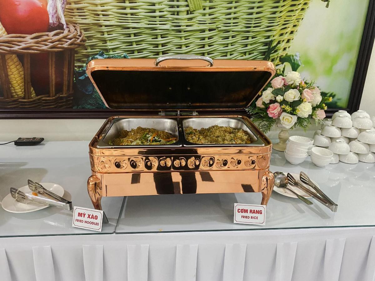 Khách Sạn Hoa Ban Trắng Son La Esterno foto