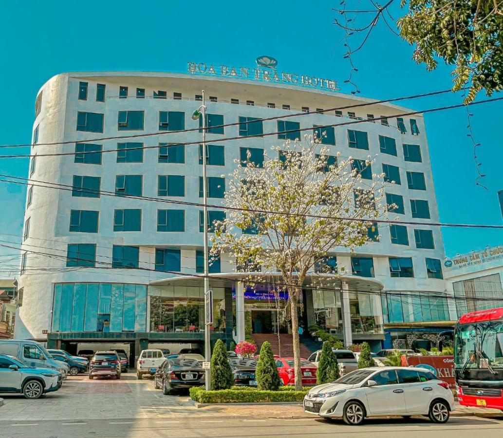 Khách Sạn Hoa Ban Trắng Son La Esterno foto