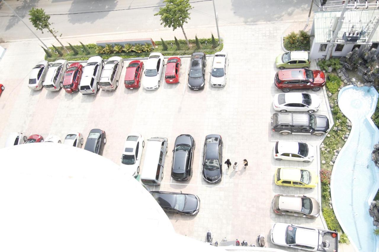 Khách Sạn Hoa Ban Trắng Son La Esterno foto